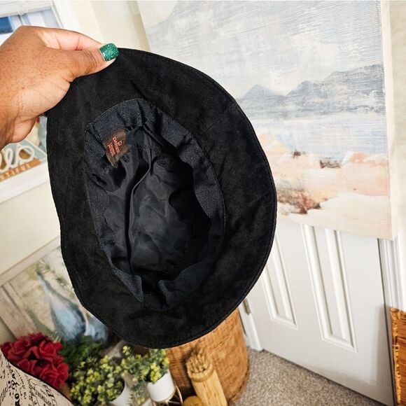 VTG Danier Genuine Suede Unisex Leather Bucket Style Hat. - Picture 4 of 15